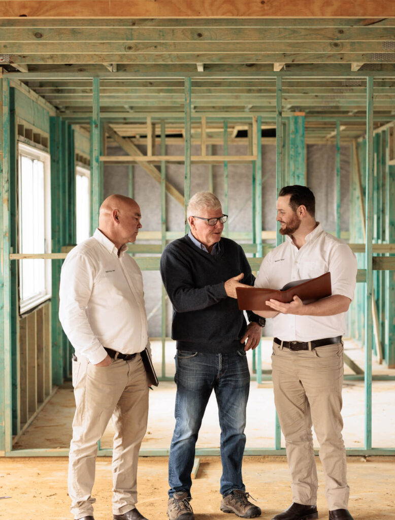 Builders in Goulburn NSW on construction site
